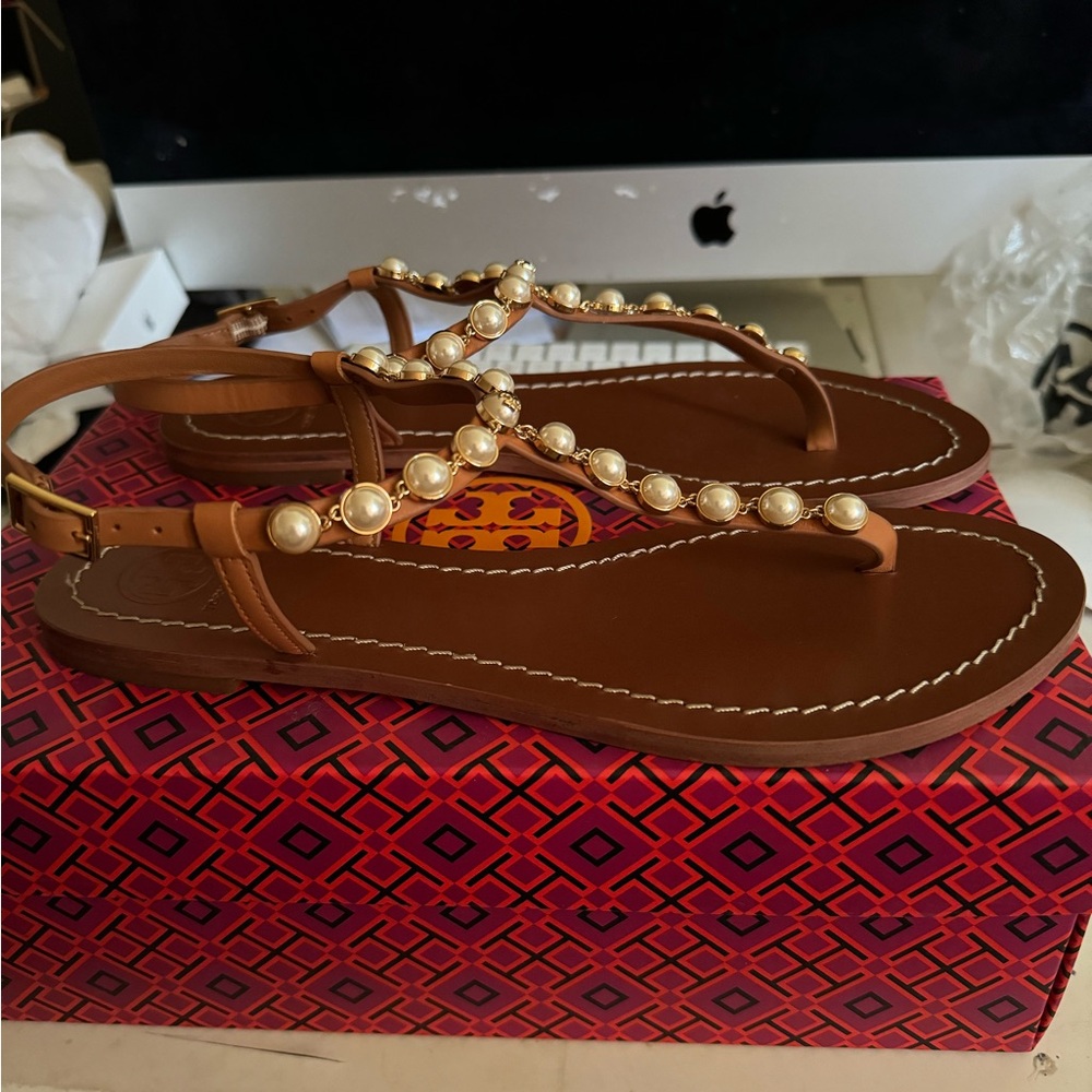Tory Burch - Emmy Pearl Thong Sandals Size 9